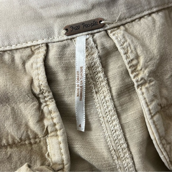 FREE PEOPLE 90s Slouchy Pleated Straight Wide Leg Relaxed Fit Khaki Chino Pant 4 - Picture 6 of 8